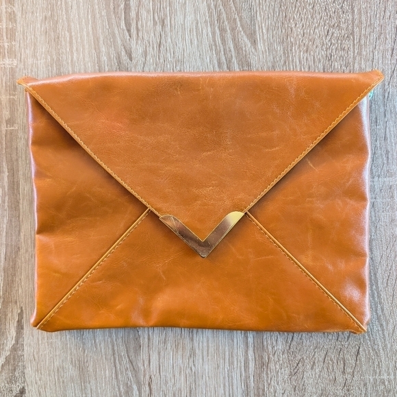 Nordstrom Handbags - Vintage Nordstrom Faux Leather Envelope Clutch Purse Bag Cosmetic Camel Brown